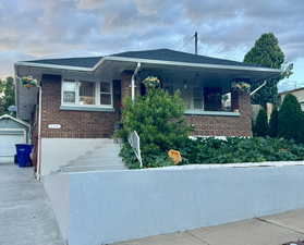 Angle stairs and front covered porch