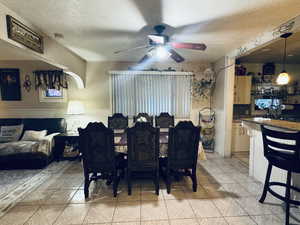 Dining / Living Room / Breakfast bar