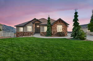 Craftsman house with stone siding