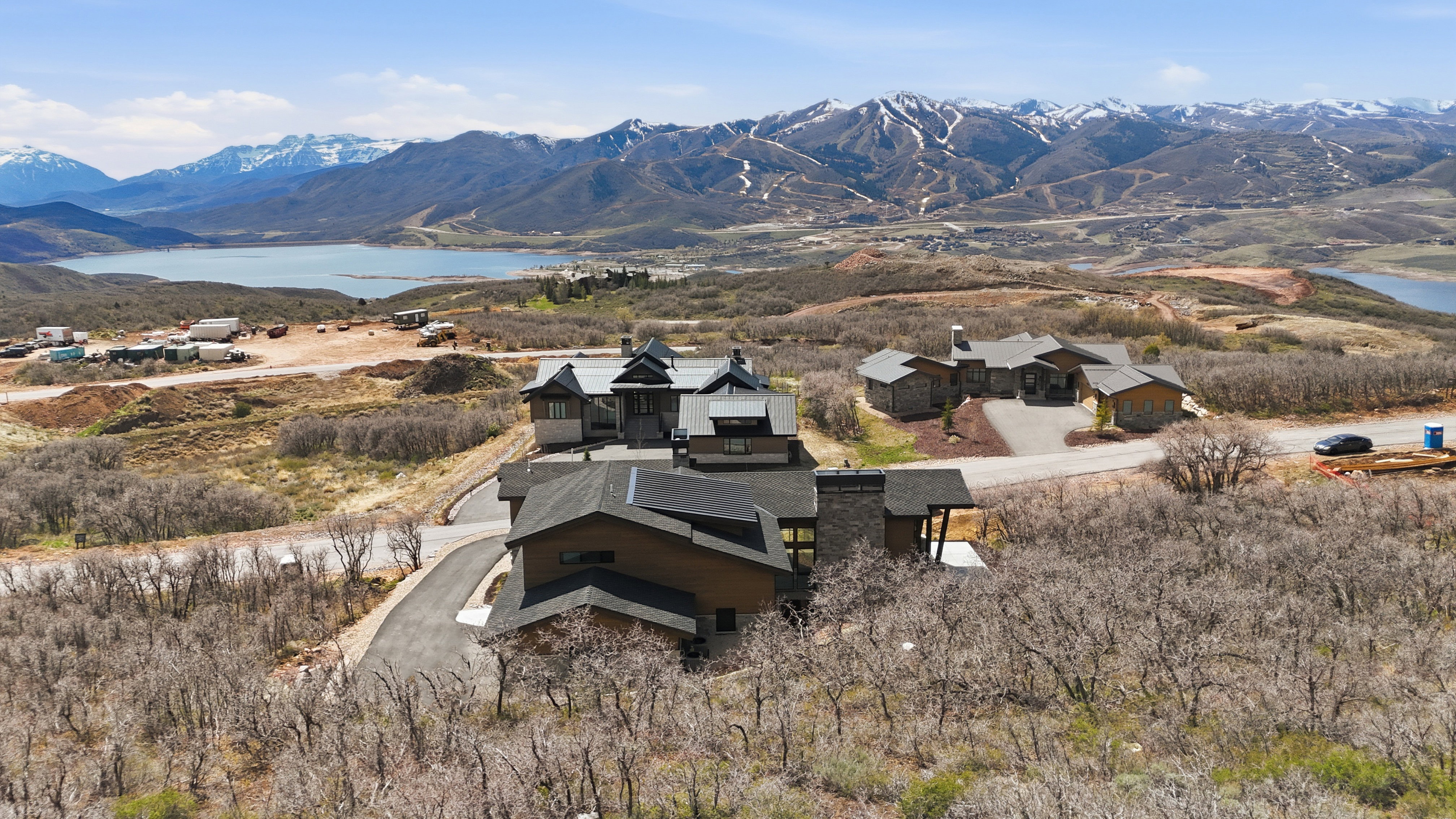 View of mountain backdrop featuring a nearby body of water
