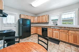 Main level A Kitchen