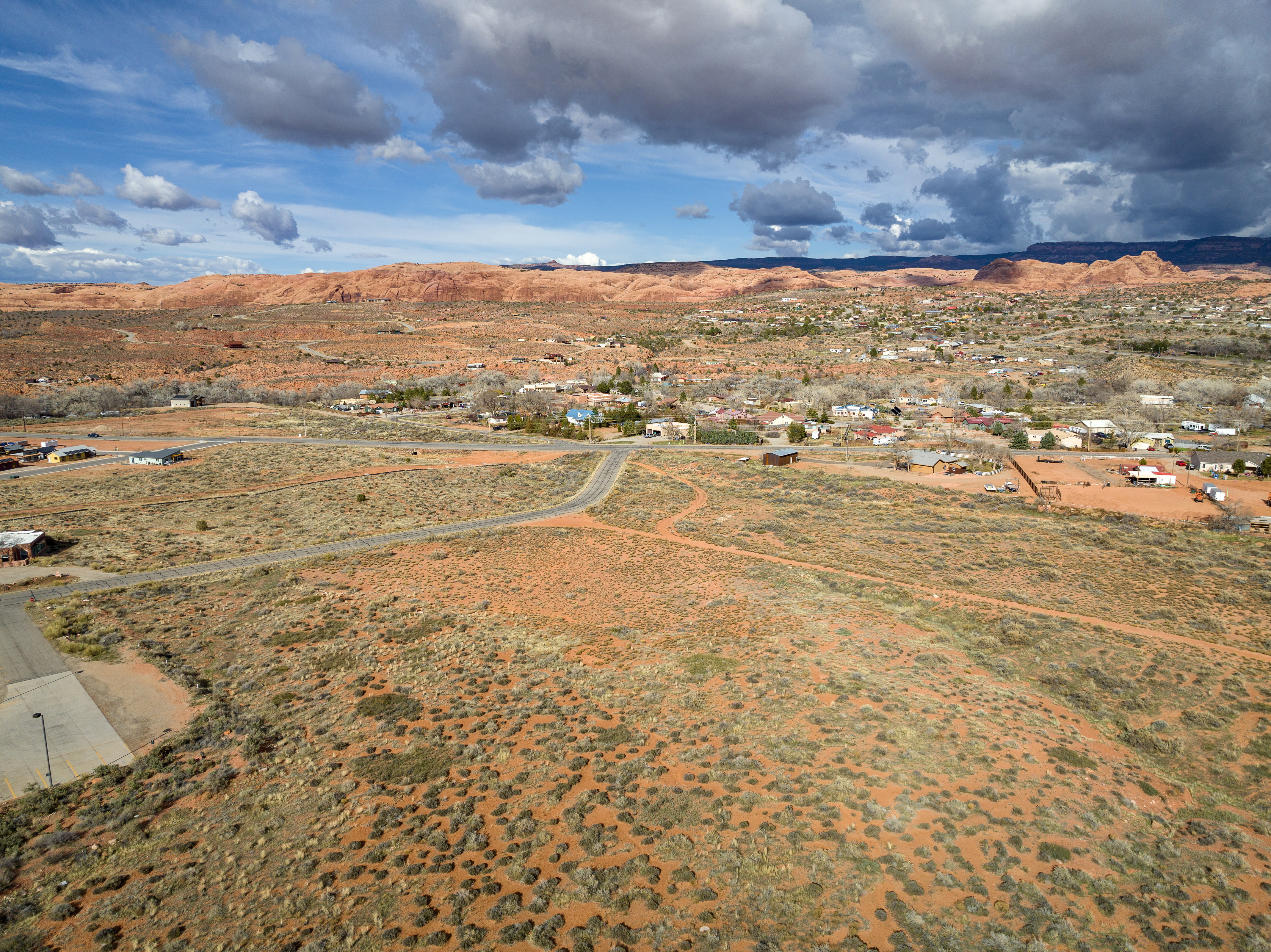 Overview of rural landscape with mountains