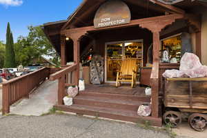 Property entrance featuring a porch