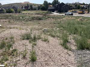 View of yard featuring a residential view
