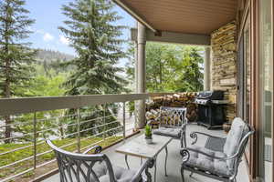 Balcony with area for grilling