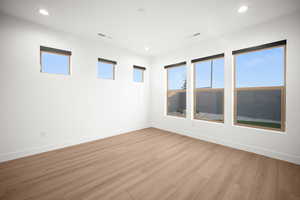 Photo of similar home