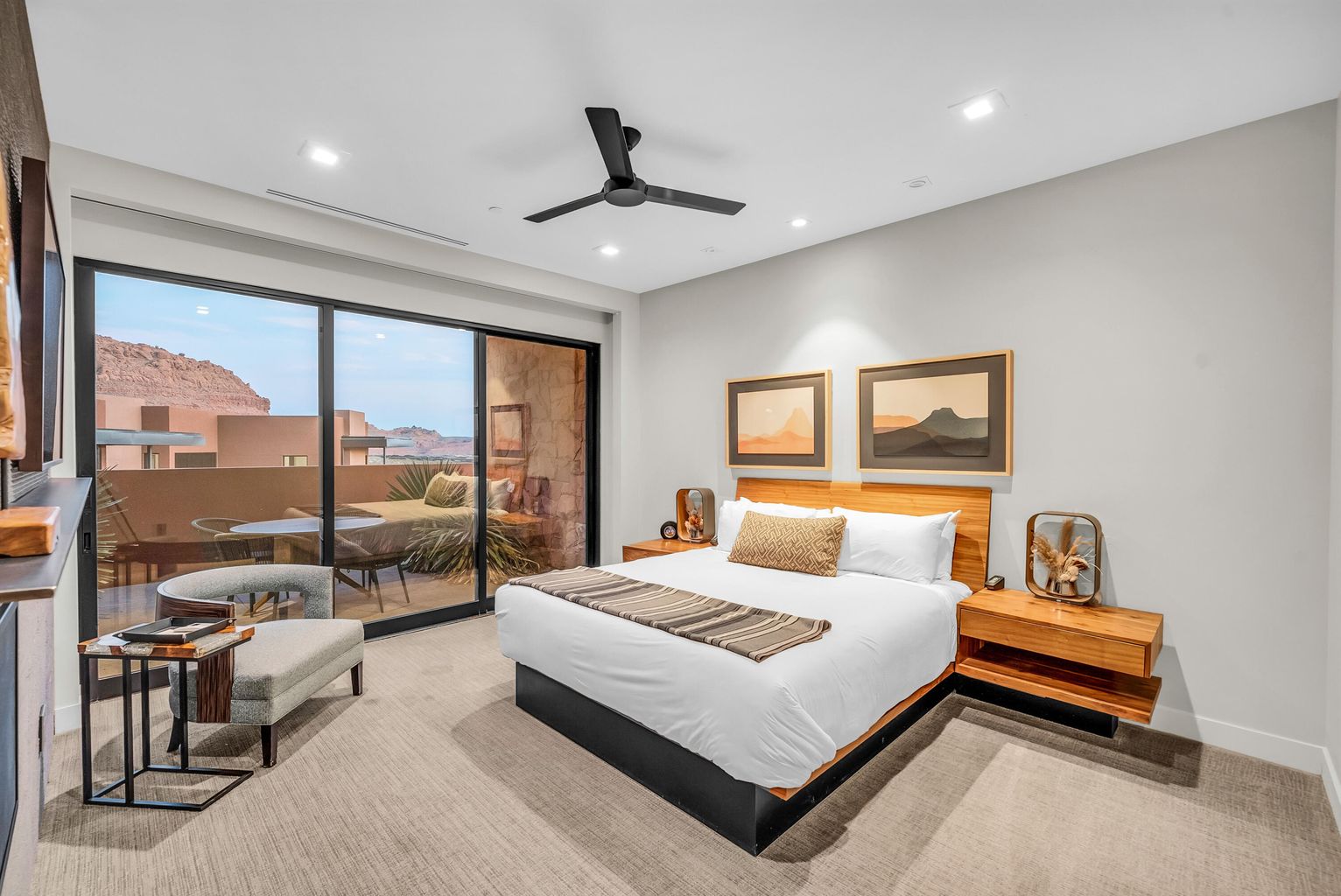 Bedroom with access to outside, recessed lighting, and a ceiling fan