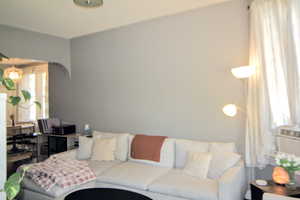 745-Living room with arched walkways and cooling unit