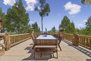 View of patio / terrace with outdoor dining space