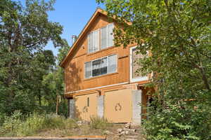 View of home's exterior