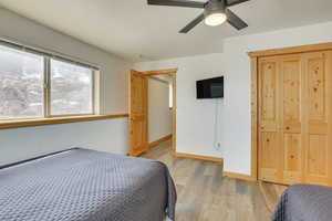 Bedroom 4 w/two queen beds - lower level