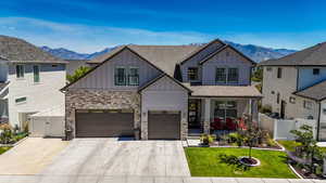 Large drive fits 4-cars.