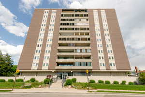 View of apartment building / complex