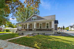 Craftsman-style house