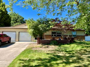 Front of Home w/ nice Shade Tree
