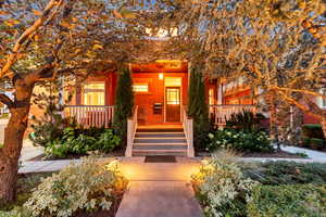 Doorway to property with a porch