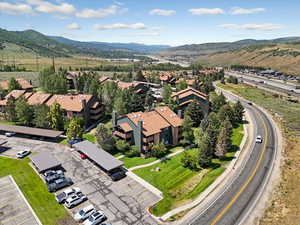 Bird's eye view of a mountainous background