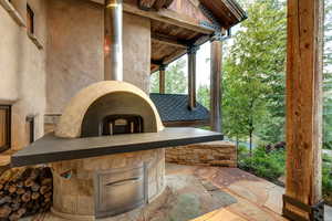 View of patio with Le Panyol pizza oven