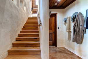 Stairway from entry to main floor