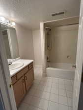 Full Bathroom next to Bedroom 2