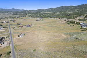 View of property location with rural landscape and a mountainous background