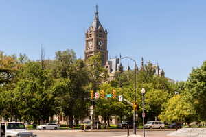 View of home's community