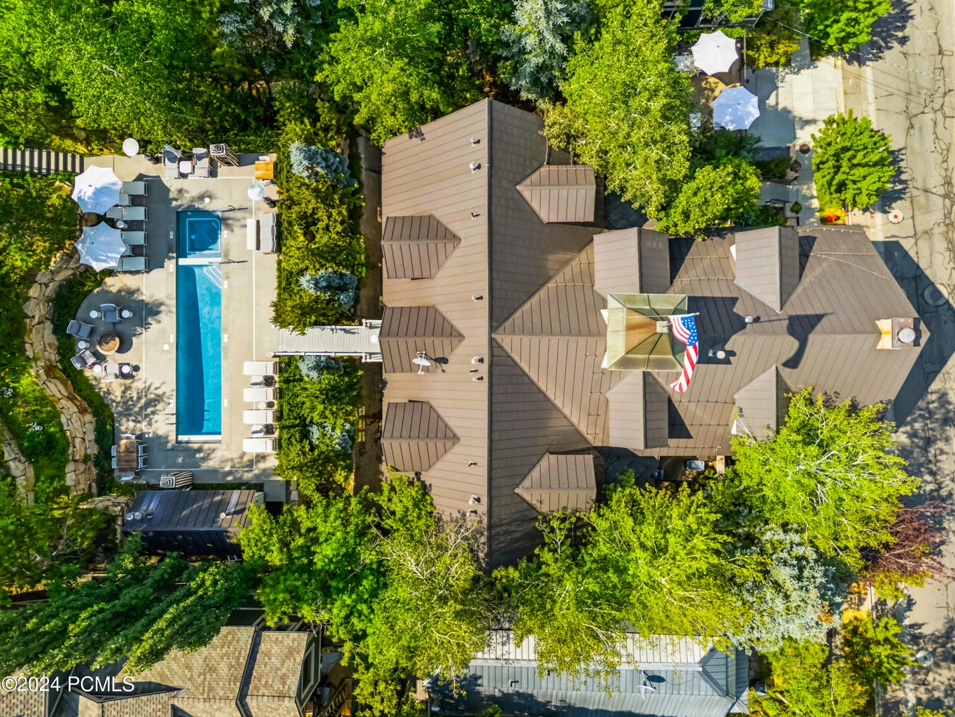 Bird's eye view of a pool