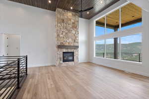 Large family room windows bringing in lots of natural light