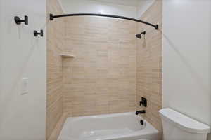Full bathroom for the guest bedroom