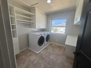 Main floor laundry rm