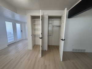 2 closets in Great Rm