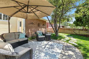 View of patio with outdoor lounge area
