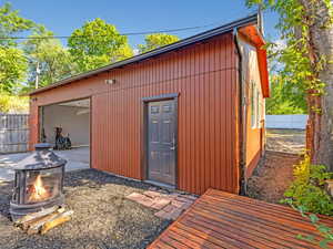 Insulated and heated 4 car garage/shop/studio or future ADU