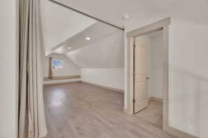 Loft/Bonus room with 1/2 bath