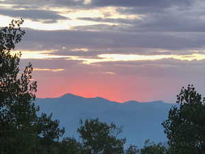 Panoramic mountain views