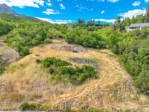 Bird's eye view of a mountainous background