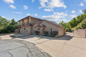 View of front of home with driveway