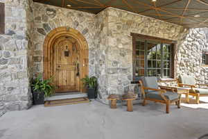 View of property entrance