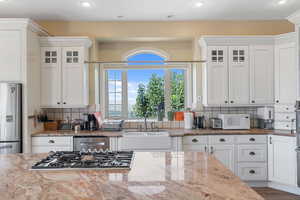 Gourmet Kitchen Main Level