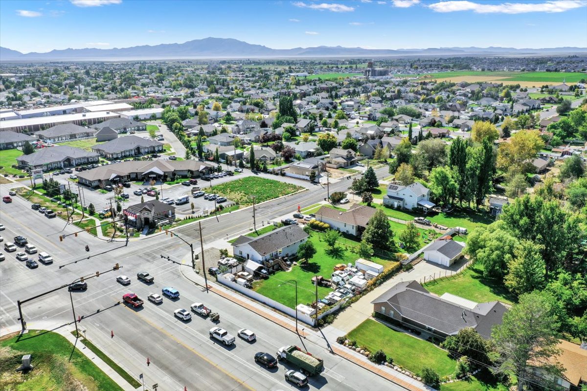 Aerial view of residential area with mountains