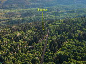 Aerial overview of property's location featuring property boundaries highlighted