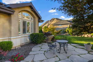 View of patio / terrace with outdoor dining area