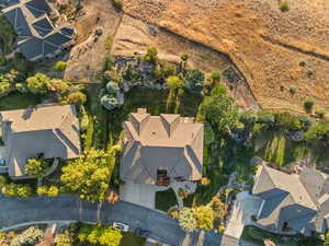 Aerial view of property and surrounding area
