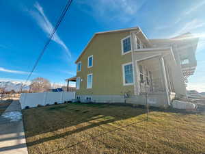 View of home's exterior