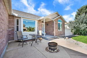 View of patio / terrace at front of house