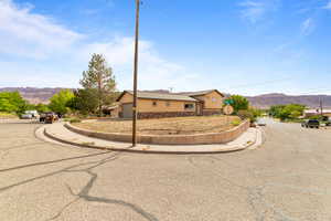 Front view with Moab rim view