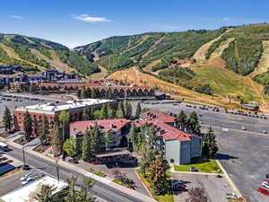 Bird's eye view of a mountain backdrop