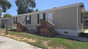 North side View with shady  patio area.