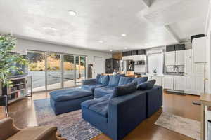 Easy to rent or live in this space for added income.