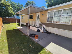 Manufactured / mobile home with a patio